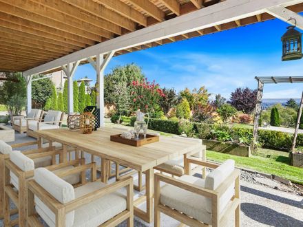 Executive Rental Backyard