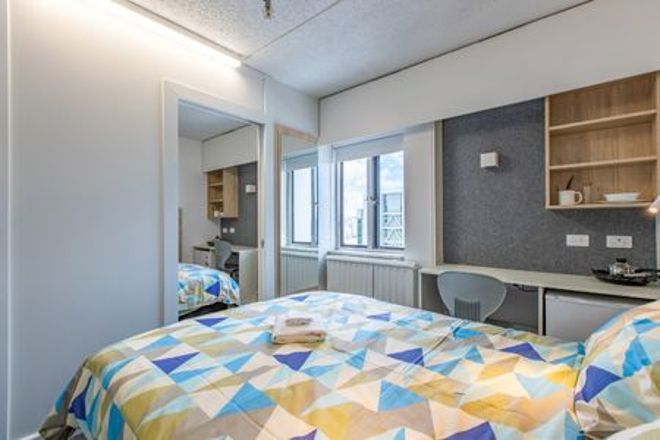 Twin Rooms | Park Tower | Crockers Property Management