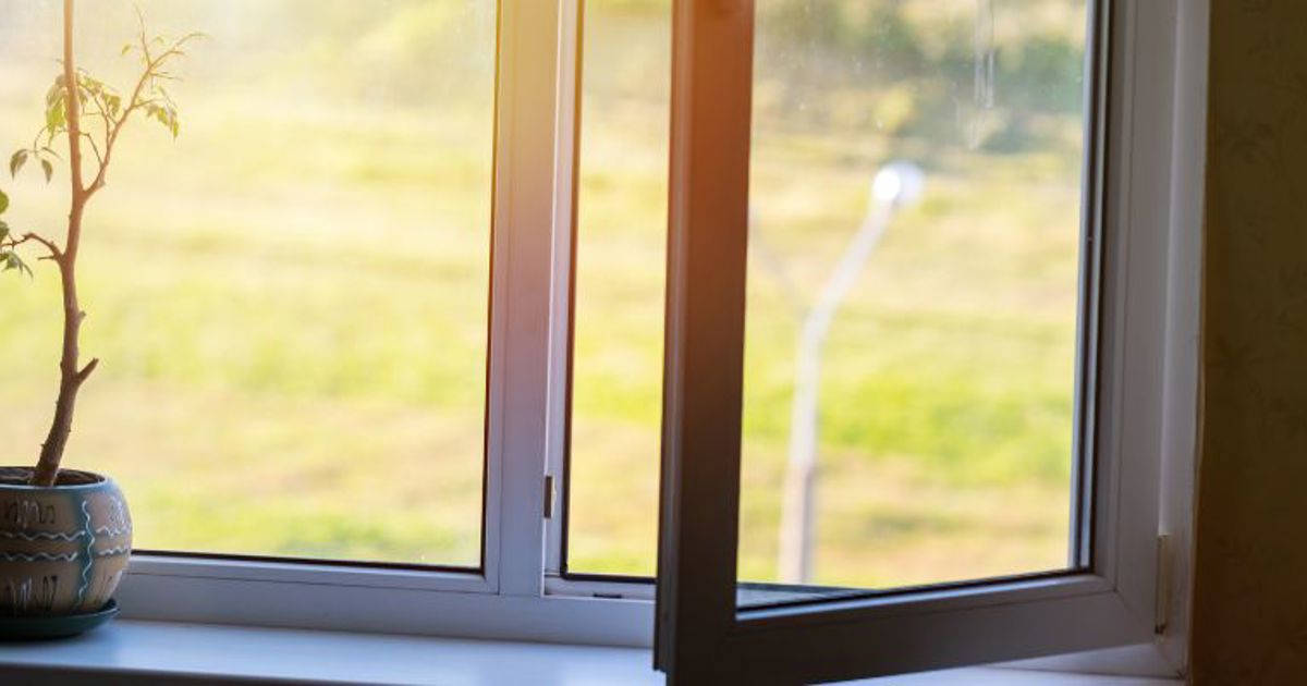 Healthy Homes Why should you air out your home? Crockers