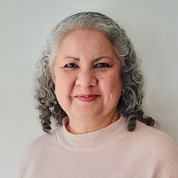 Angela Storr profile image